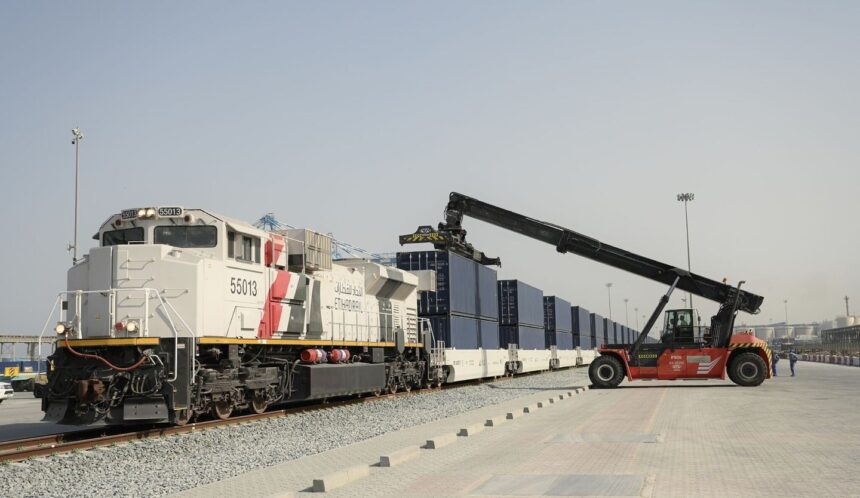 Etihad Rail and CSP Abu Dhabi partner on rail links to Khalifa Port