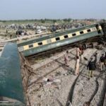 Pakistan: Three coaches of passenger train derail in Karachi