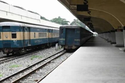 Bangladesh: Trains cancelled as staff strike over benefits