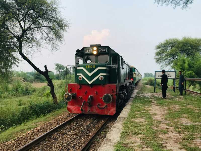 Pakistan Railways and Etihad Rail forge a strategic partnership